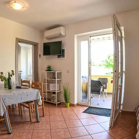 Gorgeous In With Kitchen *
